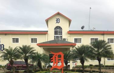 Detienen a un presunto implicado en robo a una academia de béisbol en San Pedro de Macorís