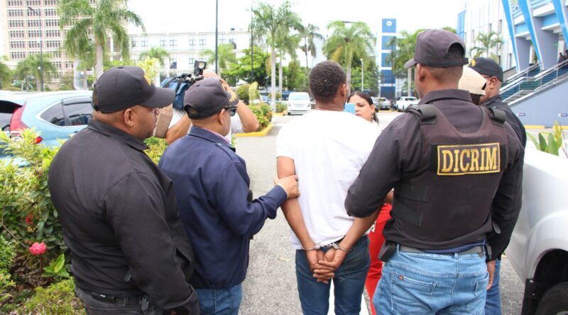 Policía captura antisocial apodado "Ladrón de Las Orquídeas"
