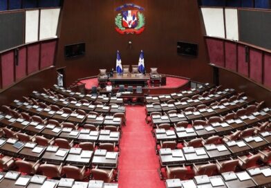 Cámara de Diputados recibe proyecto para transformar el ensanche La Fe Cámara de Diputados recibe proyecto para transformar el ensanche La Fe