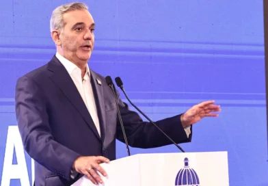 Abinader ordena el cese inmediato de operaciones minera en San Juan