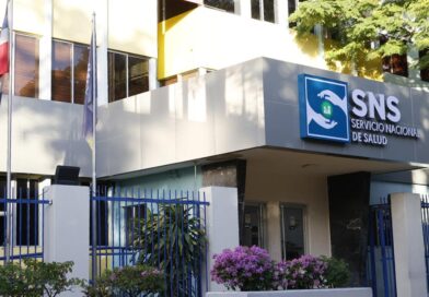SNS elimina esquema de contratos privados en centros de salud y fortalece control institucional