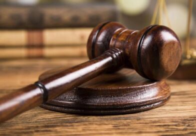 Dictan prisión preventiva para un hombre que apuñaló a expareja embarazada