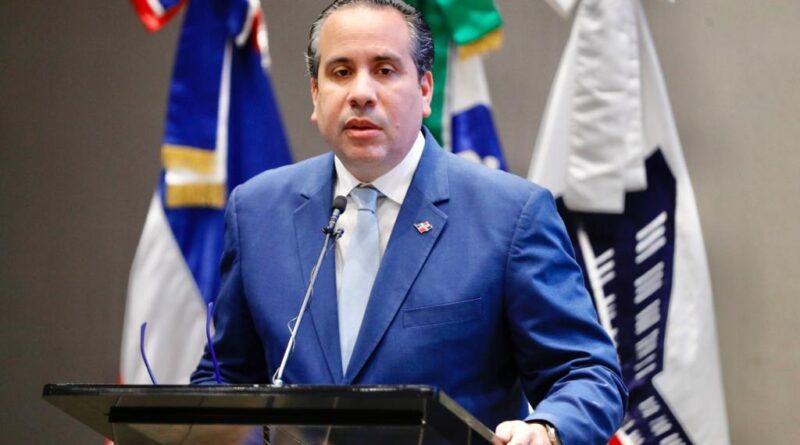 Liderazgo nacional destaca labor de Alberto Rodríguez en los Juegos Escolares 2025