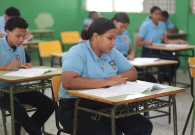 Minerd convoca a más de 18 mil estudiantes a la tercera convocatoria de Pruebas Nacionales 2025