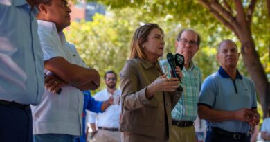 Carolina recibe a jefes de las delegaciones de los Juegos Centroamericanos y del Caribe en el parque Taíno