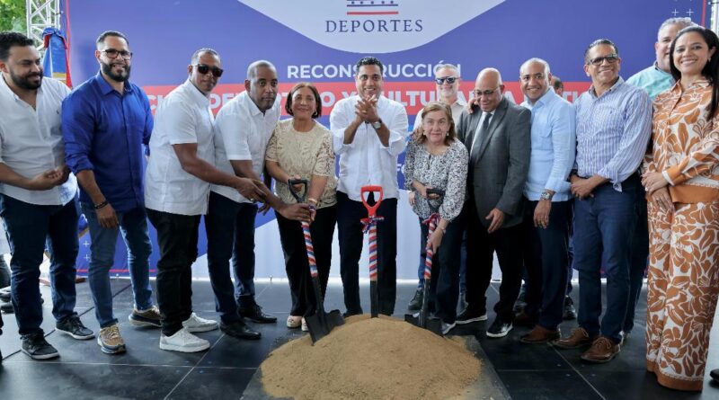 Kelvin Cruz inicia reconstrucción del Club La Matica en La Vega Kelvin Cruz inicia reconstrucción del Club La Matica en La Vega