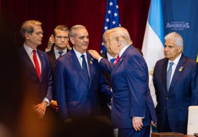 Donald Trump resalta que mucho de sus amigos están en República Dominicana Donald Trump resalta que mucho de sus amigos están en República Dominicana