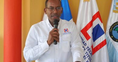 Inician primer proyecto de titulación en Los Limones de Pimentel