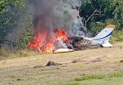 Dos lesionados al precipitarse una avioneta en Dajabón