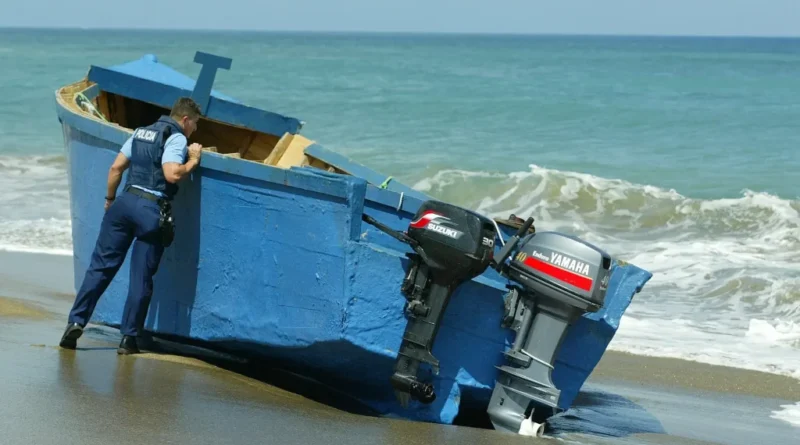 Repatrian a RD a 21 migrantes detenidos en aguas de Puerto Rico