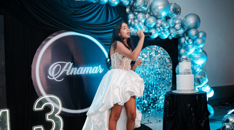 Anamaría García Gómez celebra sus 13 años con una noche llena de talento y proyección