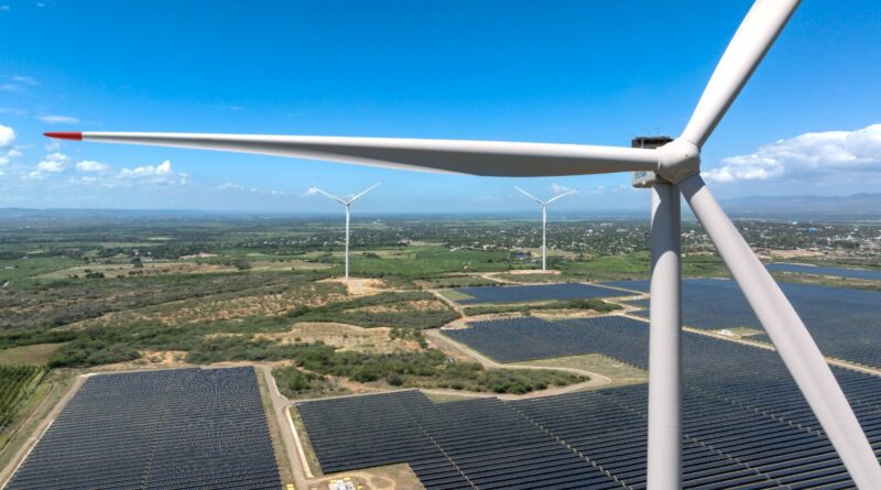 EGE Haina inaugura la primera central renovable híbrida de gran escala de República Dominicana EGE Haina inaugura la primera central renovable híbrida de gran escala de República Dominicana