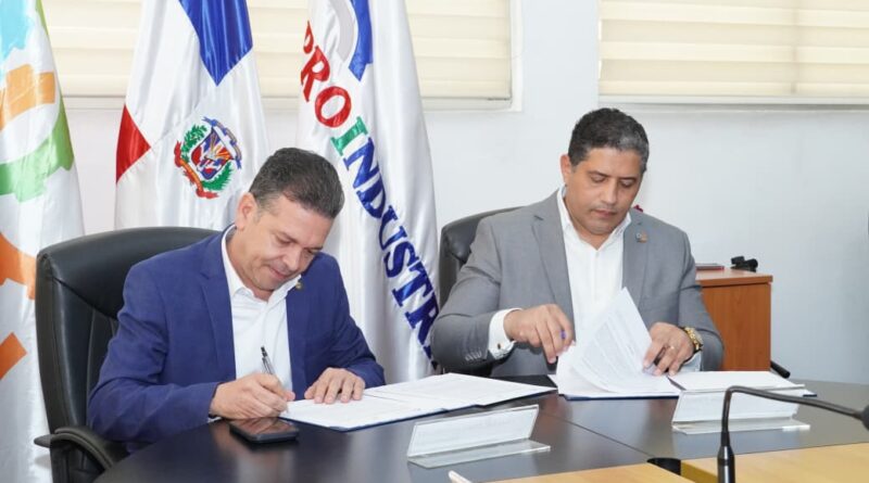 Proindustria y CESDN firman convenio para fortalecer el desarrollo industrial y empresarial de Santo Domingo Norte