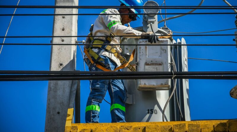 Edeeste descargará este lunes el circuito INVI03 para mejorar la calidad del servicio eléctrico en Invivienda Edeeste descargará este lunes el circuito INVI03 para mejorar la calidad del servicio eléctrico en Invivienda