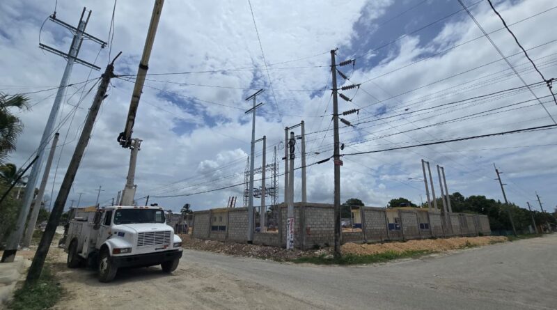 EDEESTE ejecuta trabajos de reconfiguración de red y puesta en servicio de nuevos circuitos en La Caleta EDEESTE ejecuta trabajos de reconfiguración de red y puesta en servicio de nuevos circuitos en La Caleta
