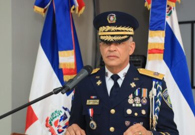 Director general de la Policía Nacional promueve respeto mutuo y cercanía entre los policías y la ciudadanía