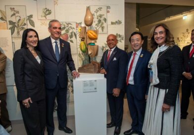 Abinader inaugura salón República Dominicana en la FAO y reafirma compromiso con el Hambre Cero Abinader inaugura salón República Dominicana en la FAO y reafirma compromiso con el Hambre Cero