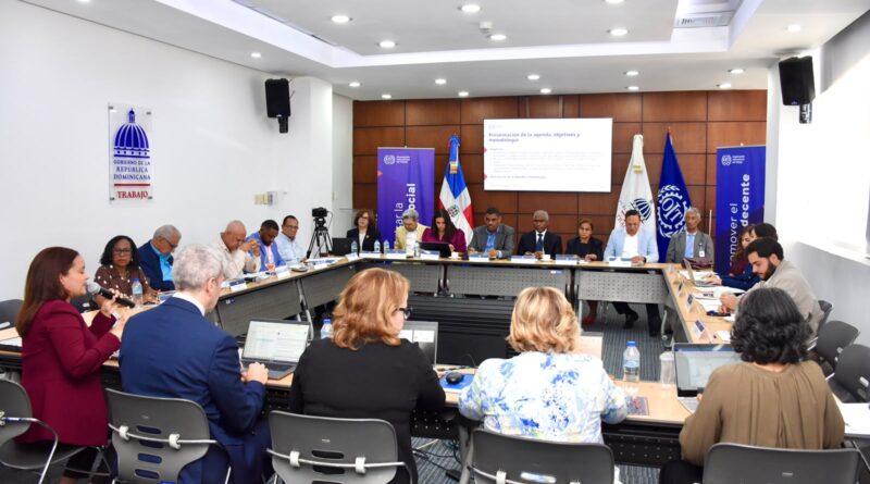 Ministerio de Trabajo y la OIT preparan Programa de Trabajo Decente de RD Ministerio de Trabajo y la OIT preparan Programa de Trabajo Decente de RD