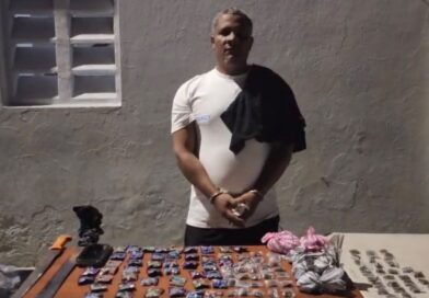 Arrestan a hombre y ocupan 349 porciones de presuntas drogas en Jayaco La Ceiba